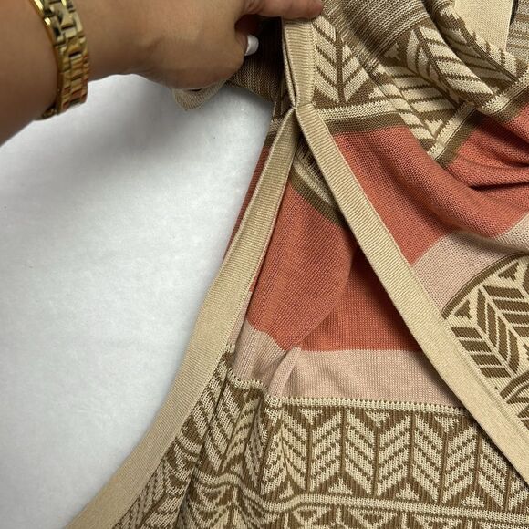 Forever 21 Aztec Sweater Wrap Womens Sz Small Muted Beige Tan Salmon Slv Holes - Picture 4 of 6